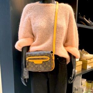 ❤️tgermaine🤎❤️crossbody